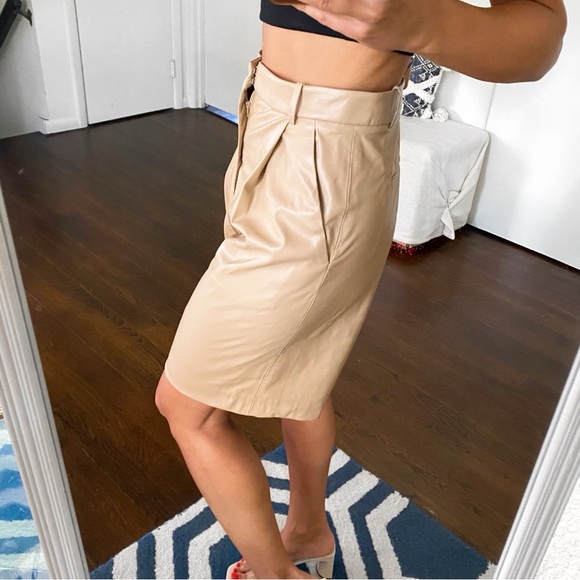 🍂 ZARA TAN FAUX LEATHER HIGH WAIST BERMUDA SHORTS! - Picture 3 of 16